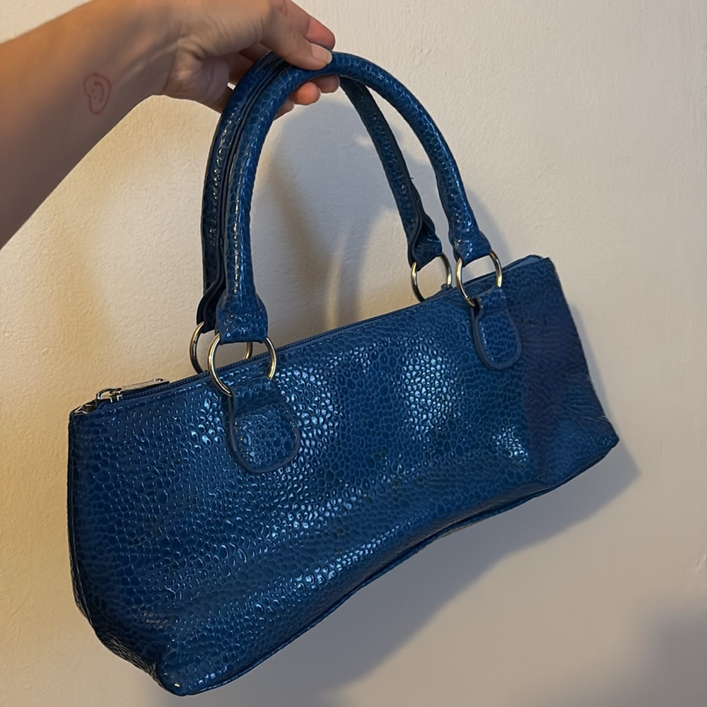 blue rectangular bag - Picture 3 of 5
